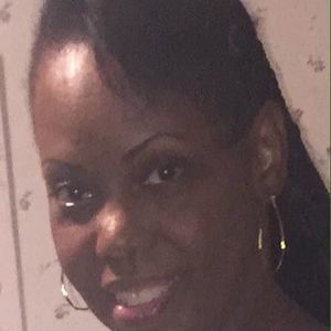 Meet your Posher, Yvette